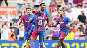 员身着专属, 支队伍踊跃